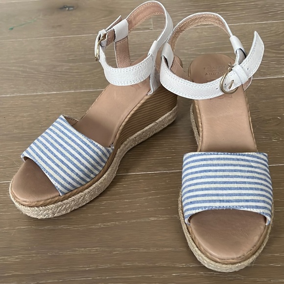 NWOT Sperry Womens Fairwater Leather Striped Wedge Sandals - Picture 2 of 9